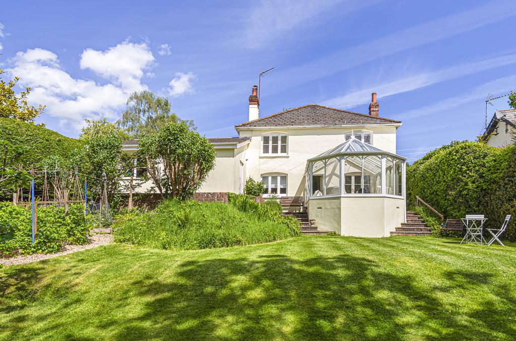 Princes Close, Redlynch, Salisbury, SP5 4 bed detached house £650,000