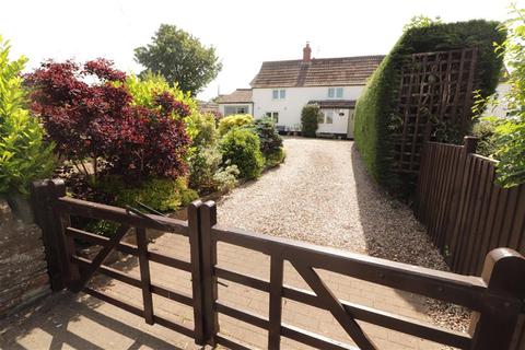 210 Badminton Road, Coalpit Heath, Bristol, BS36 2ST