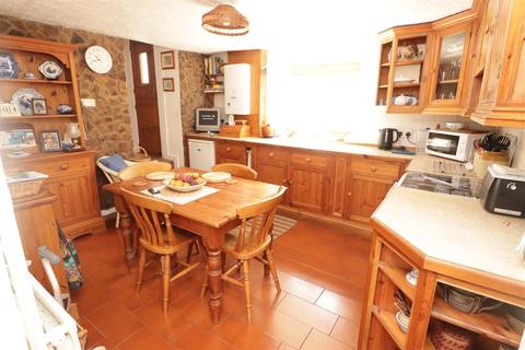 210 Badminton Road, Coalpit Heath, Bristol, BS36 2ST