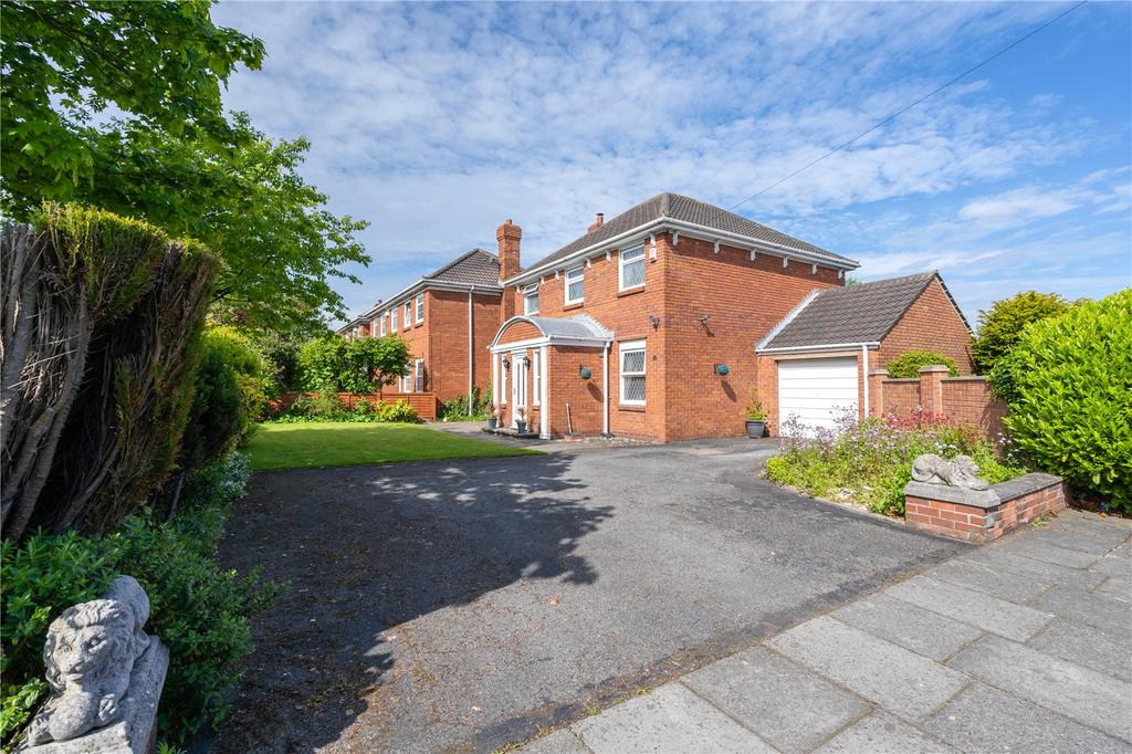Ingram Place, Cleethorpes, DN35 3 bed detached house £249,950