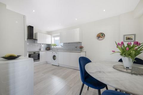 5 Brent Close, Bexley, DA5 3QL