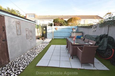 3 bedroom terraced house for sale, Elmore Close, Lee On The Solent