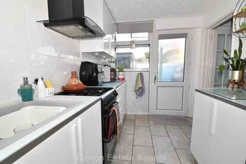 3 bedroom terraced house for sale, Elmore Close, Lee On The Solent