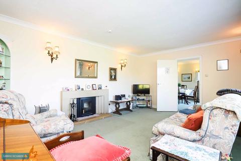 7 Quantock Rise, Kingston St Mary, Taunton, TA2 8HJ