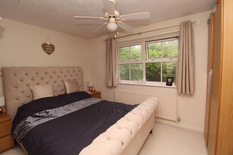 21 Chandlers Keep, Brownhills, Walsall, WS8 7EQ