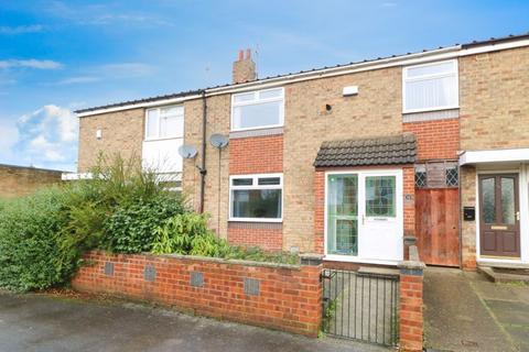 3 bedroom terraced house to rent, Walworth Close, Hull