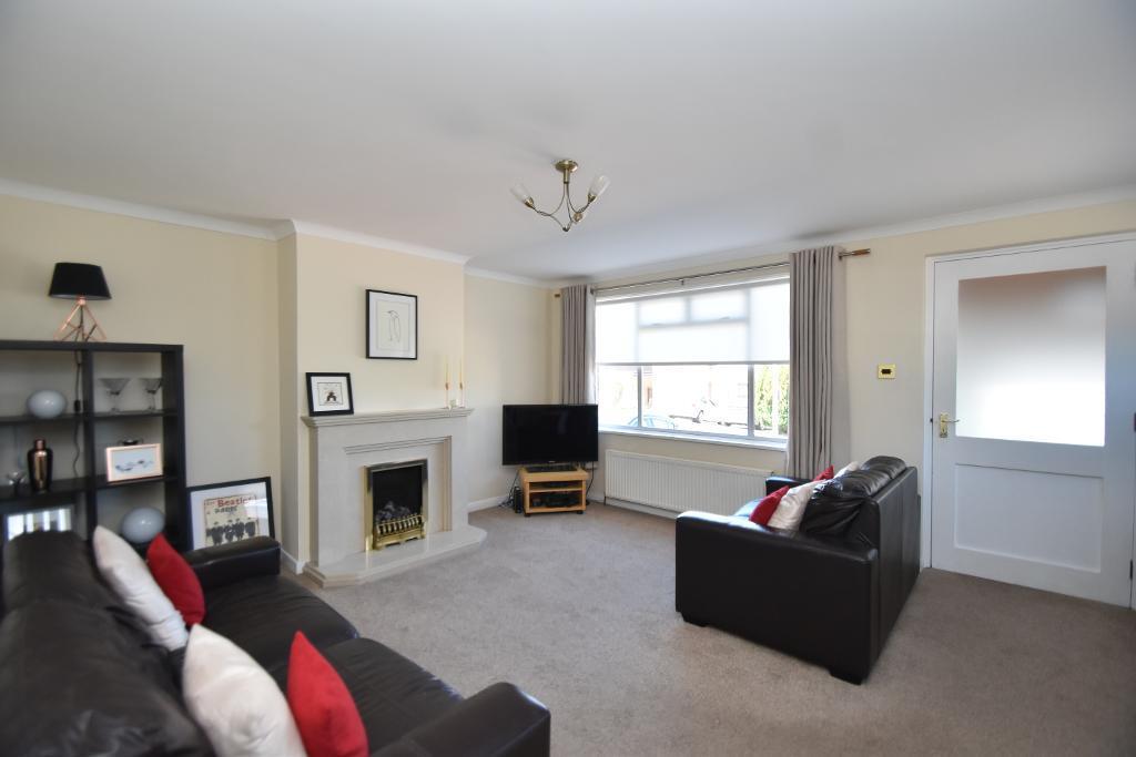 Bridgeway Terrace, Kirkintilloch, G66... 3 bed semidetached house £