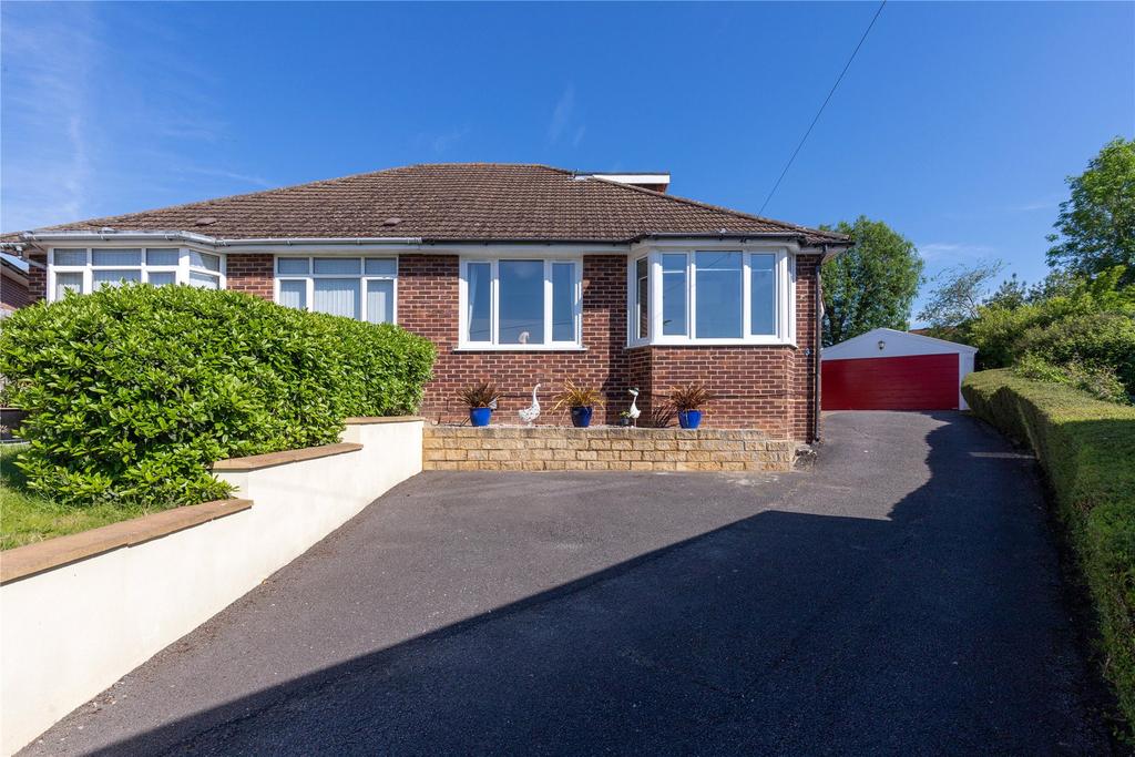 Chase Gardens, Binfield, Berkshire, RG42 3 bed semidetached house £