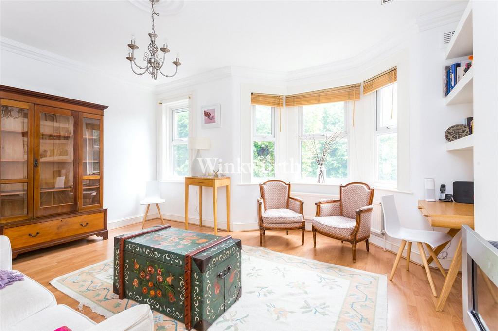 Waldeck Road, London, N15 2 bed apartment £1,800 pcm (£415 pw)