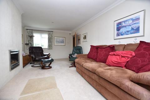 36 Bishops Drive, Langport, TA10 9HW