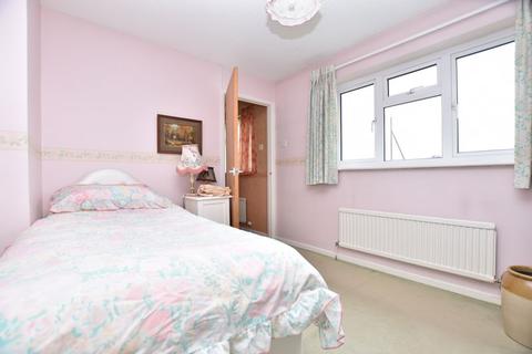 36 Bishops Drive, Langport, TA10 9HW