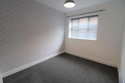 1 bedroom apartment to rent, Chesterfield Road South, Mansfield, Notts, NG19 7AD