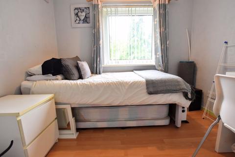 28 Leopard Drive, Pennyland, Milton Keynes, MK15 8AB