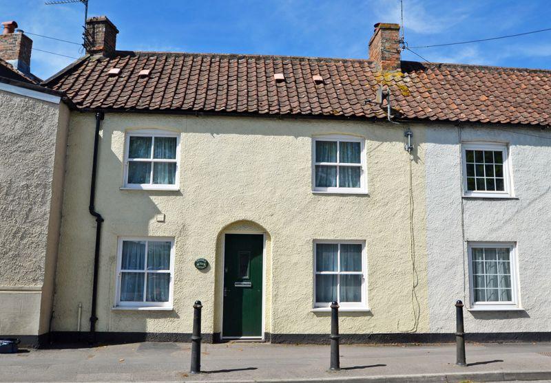 High Street, Yatton 2 bed cottage £795 pcm (£183 pw)