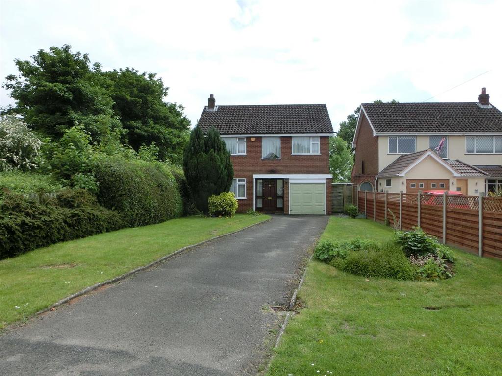 Truemans Heath Lane, Hollywood, Birmingham 3 bed detached house £400,000