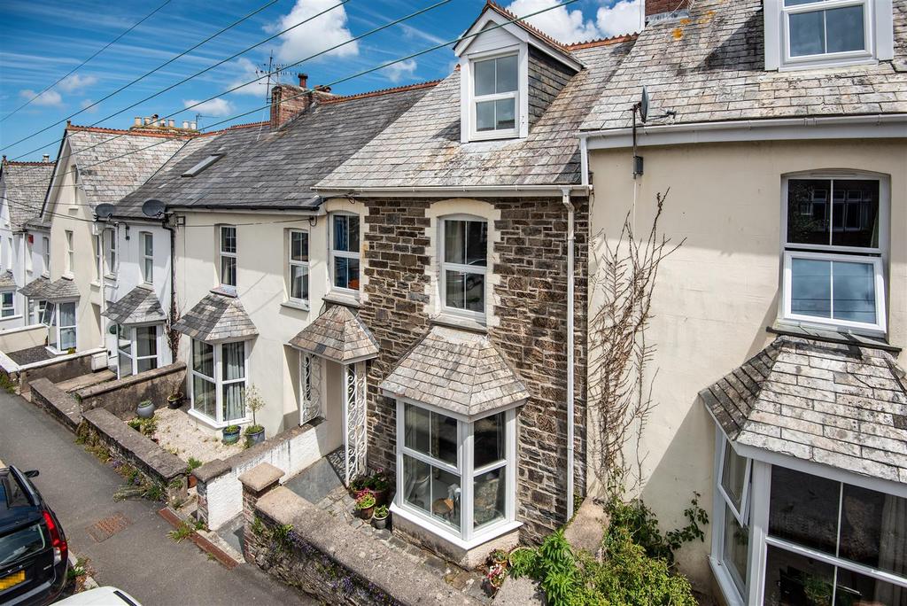 Fernleigh Road, Wadebridge 4 bed terraced house £395,000