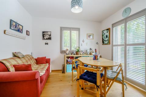 Highfield Lodge Henley Road, Marlow, SL7 2DF