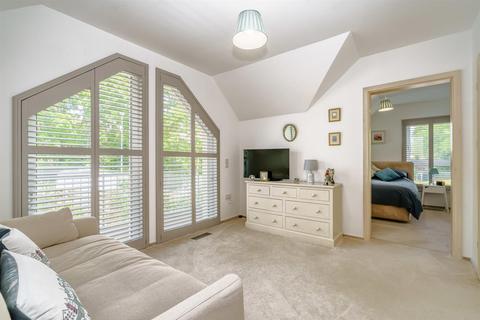 Highfield Lodge Henley Road, Marlow, SL7 2DF