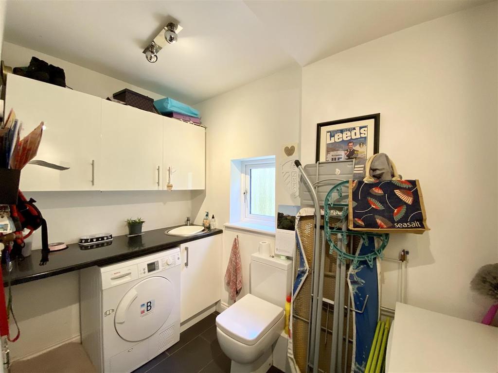 Utility Room/WC