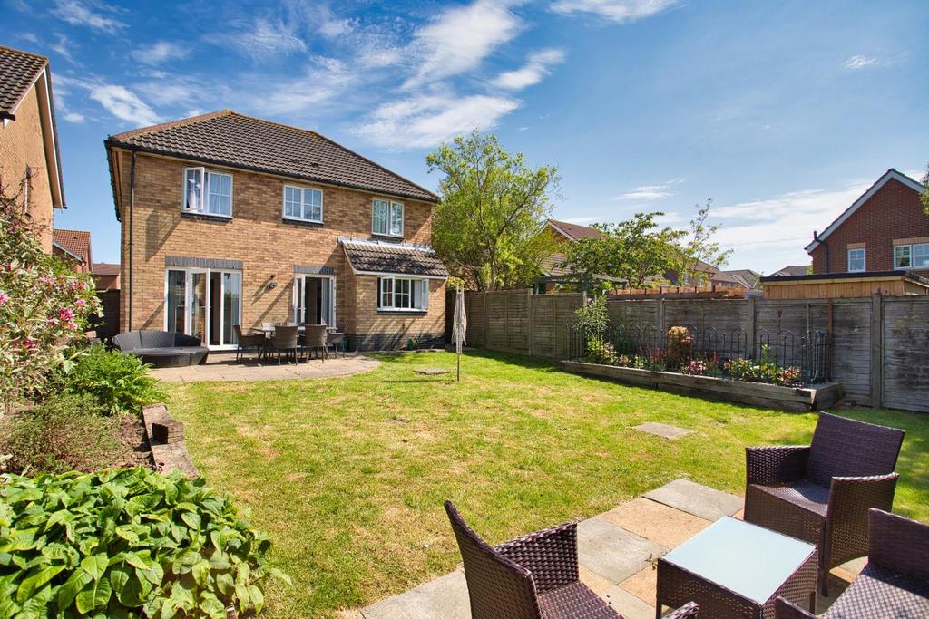 Proctor Walk, Hawkinge, Folkestone 4 bed detached house £430,000