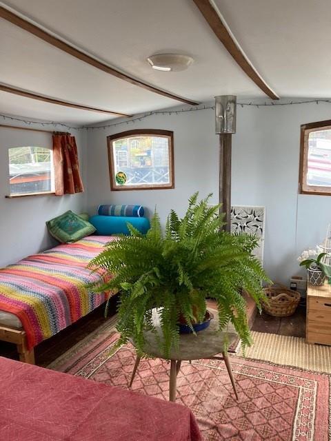 Dolfijn - cabin.jpg