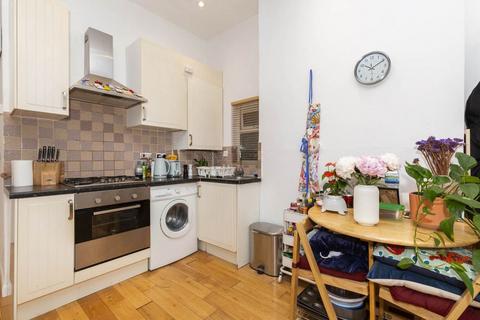 1 bedroom flat to rent, NW6