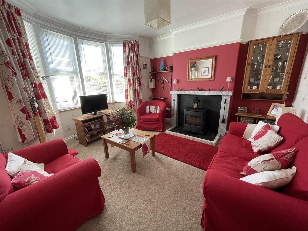 Lounge:
