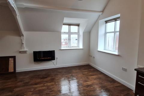2 bedroom apartment to rent - Church Mews, Prestwich