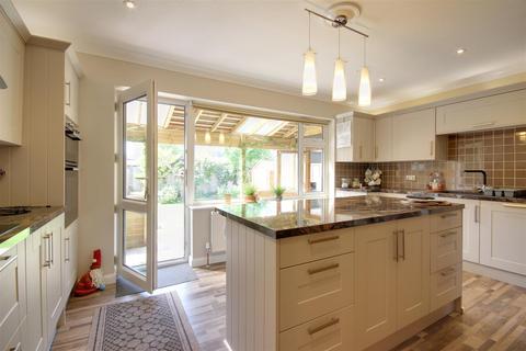 18 Mill Rise, Swanland, North Ferriby, HU14 3PW