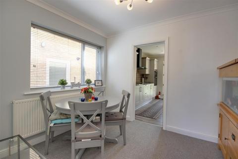 18 Mill Rise, Swanland, North Ferriby, HU14 3PW