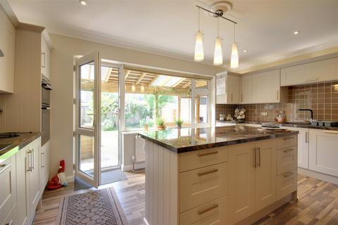 18 Mill Rise, Swanland, North Ferriby, HU14 3PW