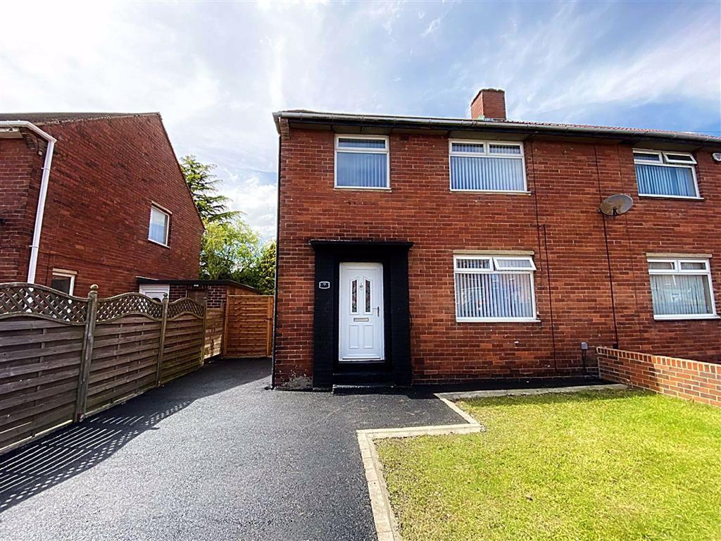 Lesbury Avenue, Howdon, Wallsend 3 bed terraced house £675 pcm (£156 pw)