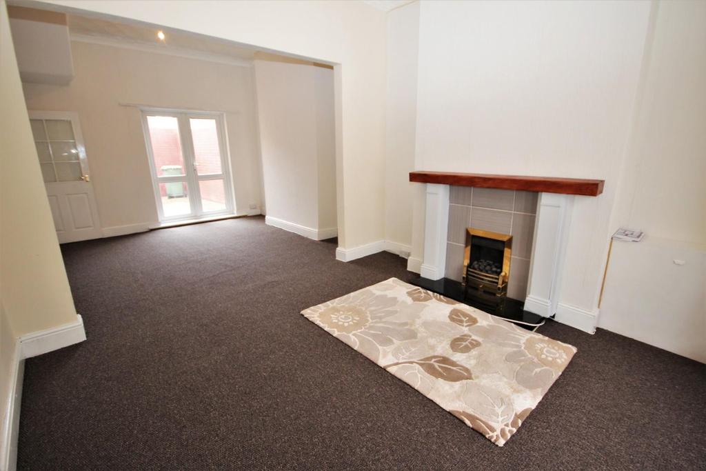 Lounge / Dining Room