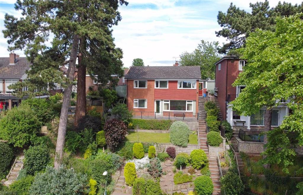 Berwick Road, Coton Hill, Shrewsbury 3 bed detached house £365,000