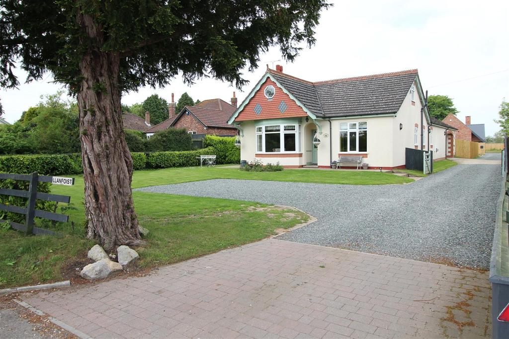 Llanfoist, Waltham Road, Brigsley, Grimsby, N.E. Lincs, DN37 0RQ 3 bed