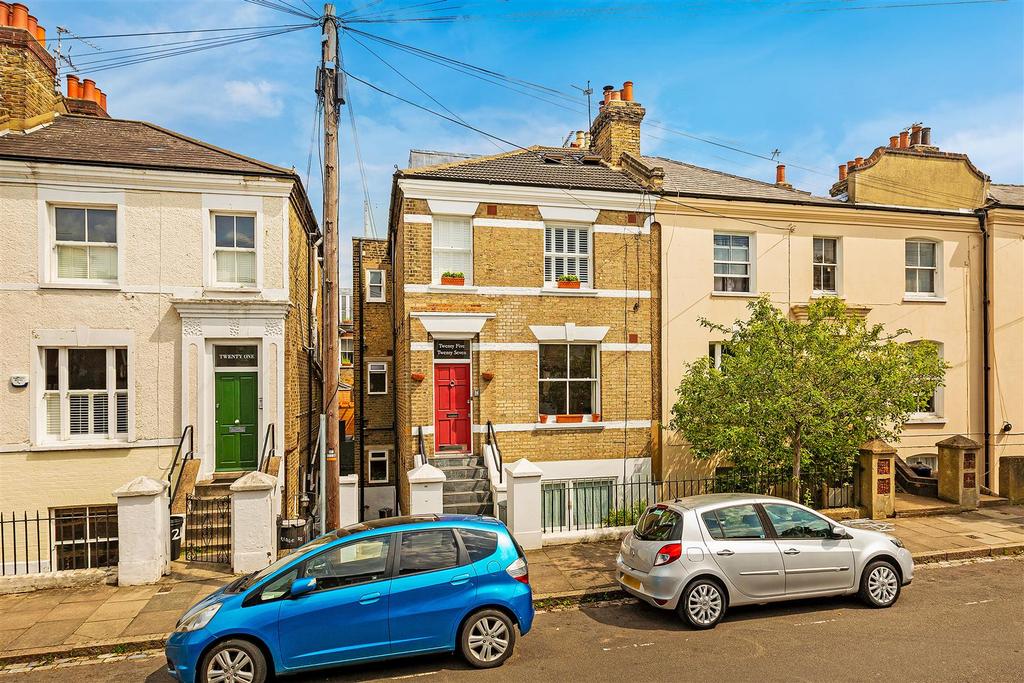 Stanbridge Road, Putney 2 bed flat £600,000