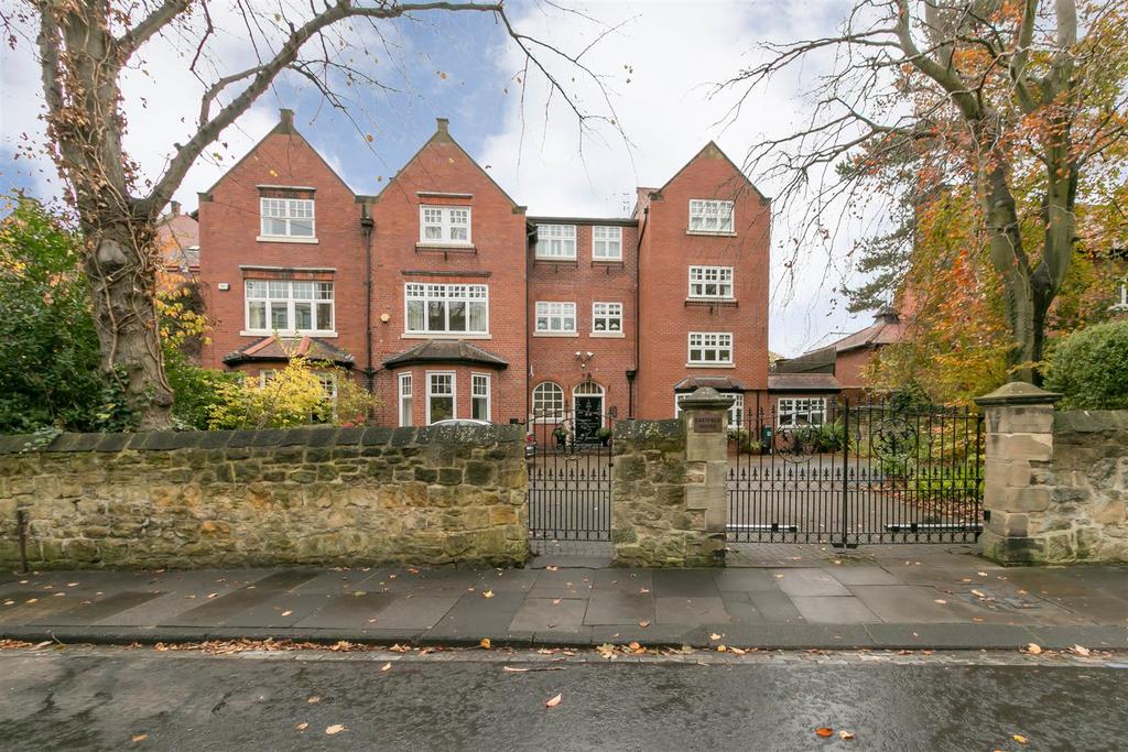 Moor Road South, Gosforth, Newcastle Upon Tyne 2 bed £975