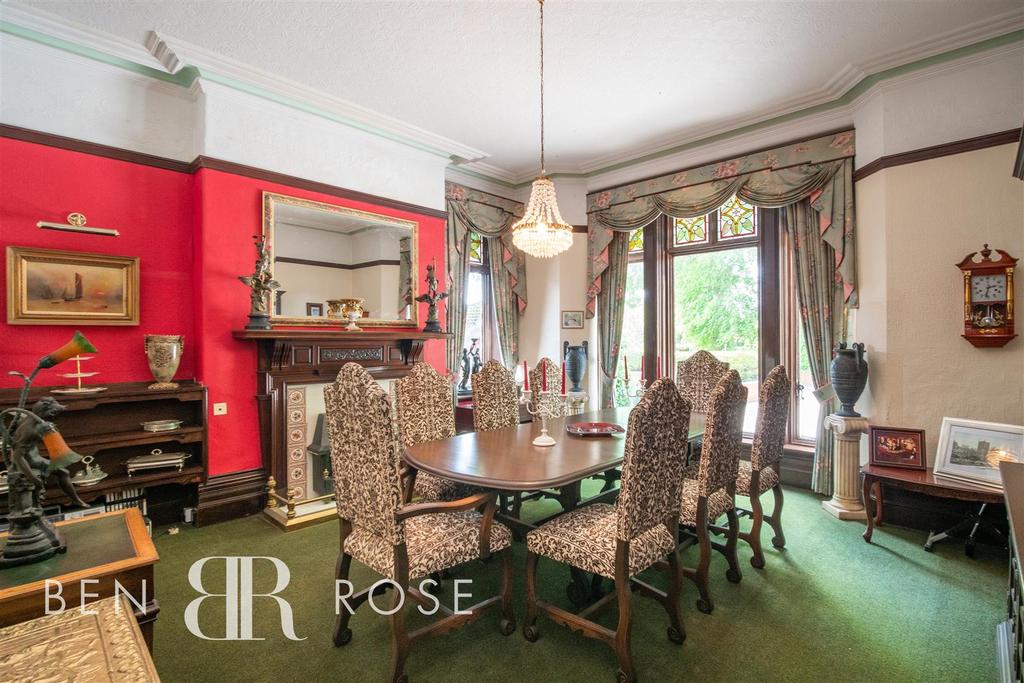 Ashfield Road, Chorley 4 bed detached house £599,995