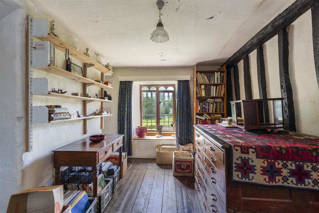 Brook Cottage 278943 (16).jpg
