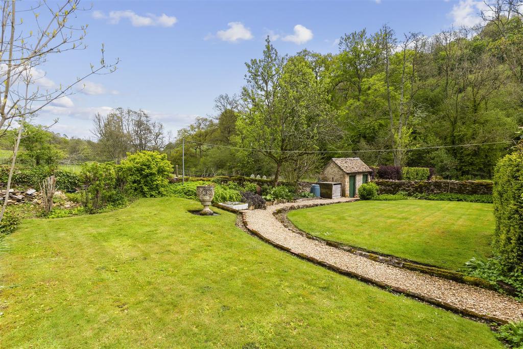 Brook Cottage 278943 (22).jpg
