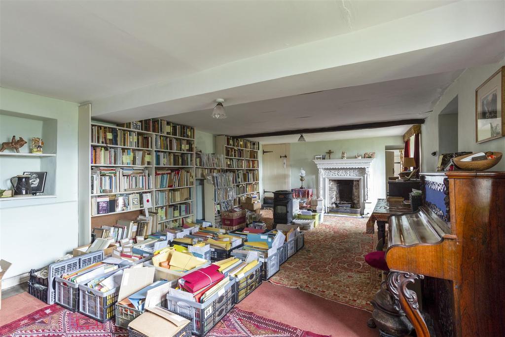 Brook Cottage 278943 (7).jpg
