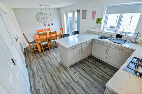 46 Bounty Drive, Kingswood, Hull, HU7 3FN