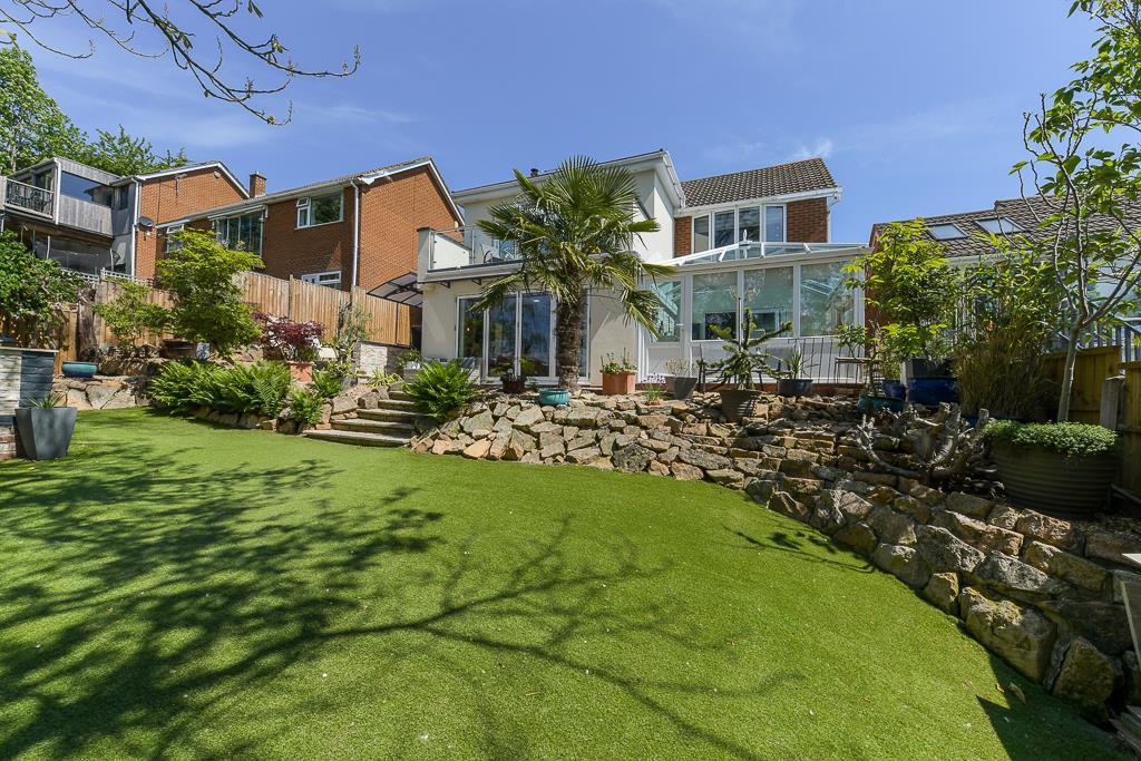 Foxhill Road, Burton Joyce, Nottingham NG14 4 bed detached house £440,000