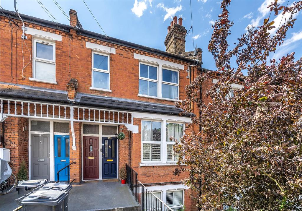 Auckland Hill, SE27 2 bed flat £1,400 pcm (£323 pw)
