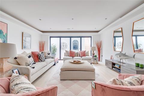 6 bedroom terraced house for sale - Finlay Street, London, SW6