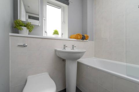 147/7 Bonnington Road, Edinburgh, EH6 5NJ