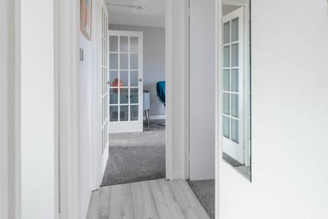 147/7 Bonnington Road, Edinburgh, EH6 5NJ