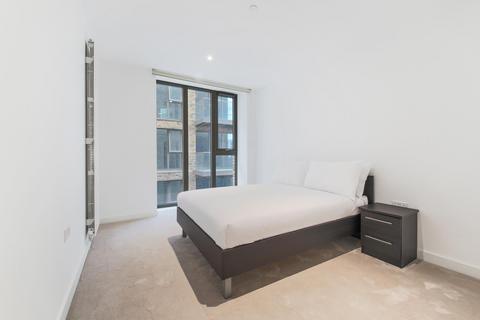 2 bedroom apartment to rent, Windlass House, Royal Wharf, London, E16