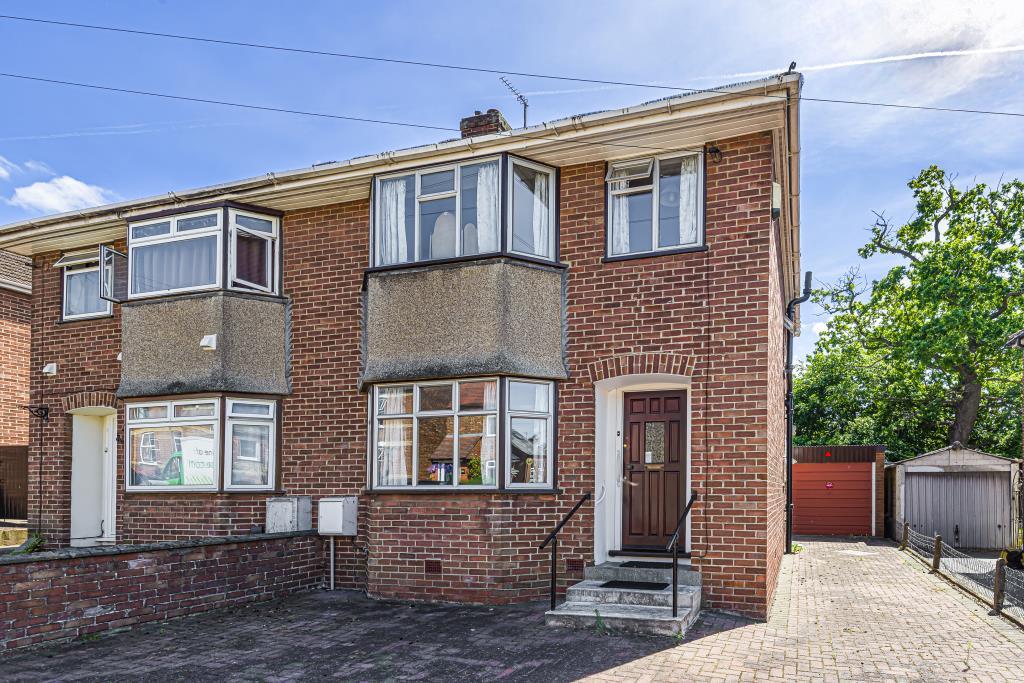 Temple Cowley, Oxford, OX4 3 bed semidetached house £450,000