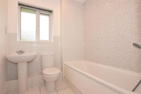 1 Snowden Hill, Northfleet, Gravesend, DA11 9AE